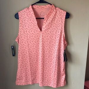 NWT Nike golf top size medium